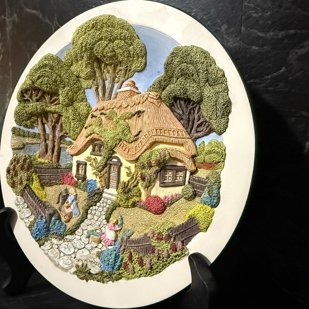 DAVENPORT STUDIOS “Lilac Cottage” Collector Plate #1427A - Picture 3 of 13